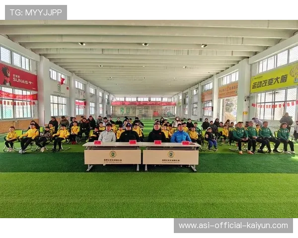 足球俱乐部在青训中设立未成年权益保护专岗与独立监督渠道,青少年足球俱乐部管理制度